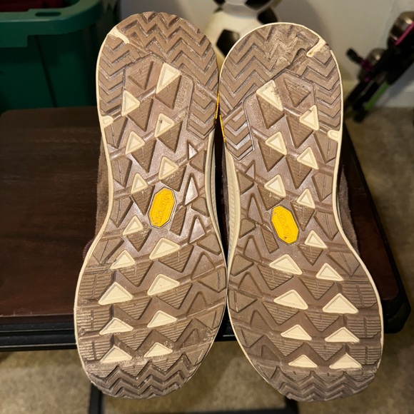 Merrell Hiking Boots - Picture 15 of 15